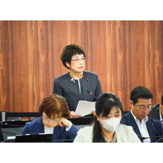 1015@یǁuDys̔Fmǎ{ɂāv